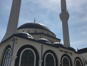 Kayaşehir Hacı Kasım Camii
